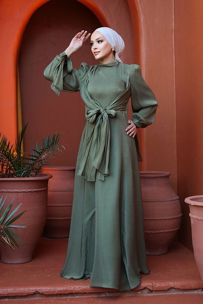 N.S NEVA STYLE Βραδινό φόρεμα Hijab Χακί με λεπτομέρεια δεμένης 52223HK