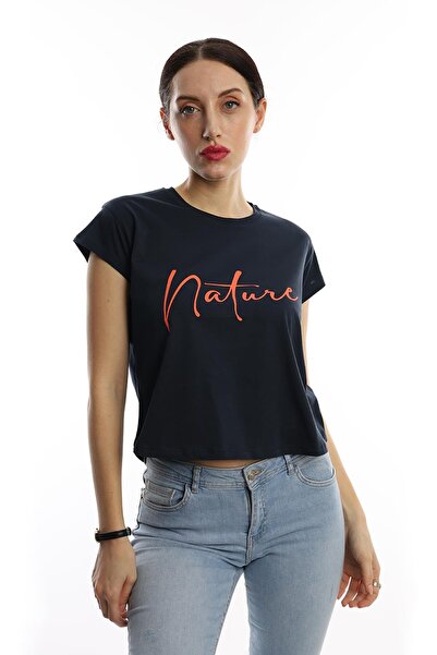 Polo State Tricou Crop cu imprimeu text Nature pentru damă, bleumarin