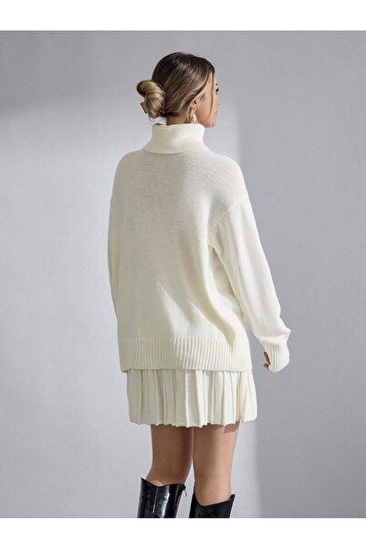 Puella Women's Cream Pleated Skirt - Turtleneck Oversize Sweater Set