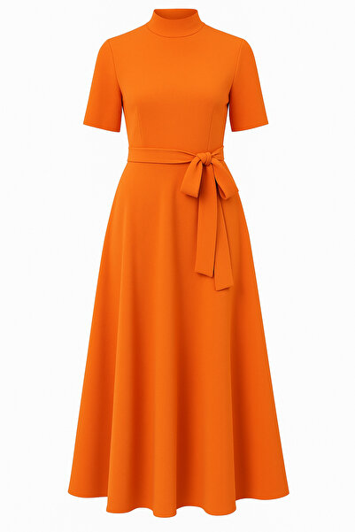 MERT ERKAN فستان أنيق من الكريب البرتقالي بحزام وأكمام قصيرة متوسط ​​الطول