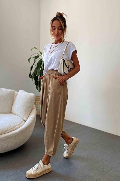 Nana & Mayka Moda Women's Baggy Trousers – Camel Four Seasons Gabardine, Relaxed Fit, Elastic High Waist 4003