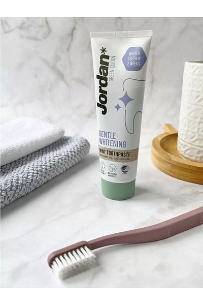 JORDAN Green Clean Soft Tooth Brush Eco-friendly, Gentle Oral Care For Sensitive Gums