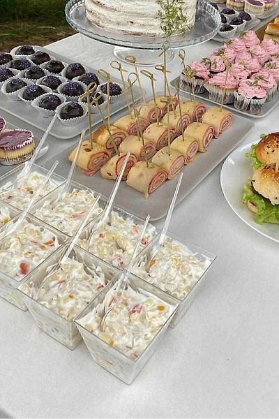 SURPRISE PARTY STORE Cubic Prism Mica Plastic Transparent Lidless Presentation Container 200 Cc 12 Pieces Dessert & Appetizer and Salad