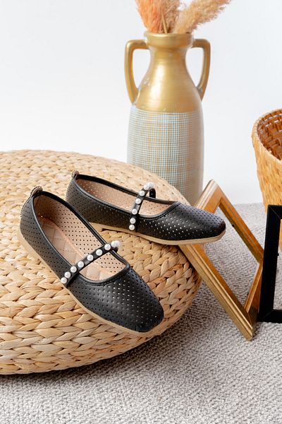 Slipcat Women's Black Skin Pearl Ballerina Home and Outdoor Shoes