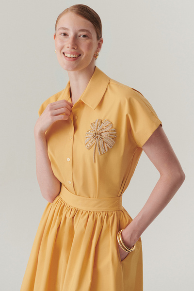 Exquise Πουκάμισο με γιακά κοντομάνικο πέτρα κεντημένο βαμβακερό πουκάμισο καμήλας κανονική εφαρμογή