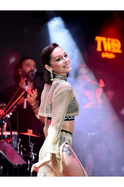 nuvee Gold File Yırtmaçlı Pantolon