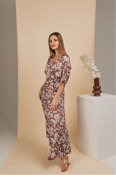 Stylove Maxi Wrap Dress with Print - Model 2