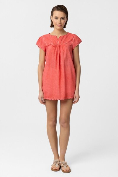 Deriderim Βαμβακερή μπλούζα με κοντό μανίκι με κέντημα με λουλούδια ρόδι