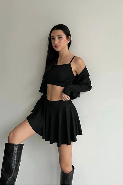Baby xclub Set trei piese, top negru scurt, cardigan și fustă cu pantaloni scurți
