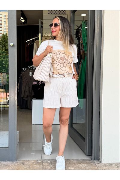 Quzu Beige Color Striped Shorts