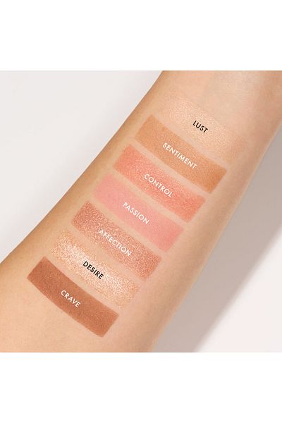 Cupio Cupio Obsession face and eye shadow palette