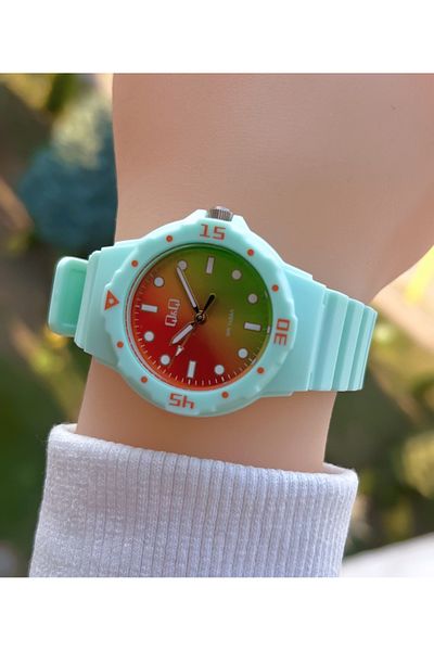 Q&Q Vr19j192y Kids Wristwatch Waterproof with Silicone Cord