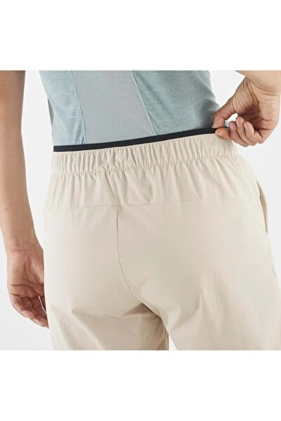 Salomon Wayfarer Ease Shorts Kadın Bej Şort Kadın ŞORT LC2208200