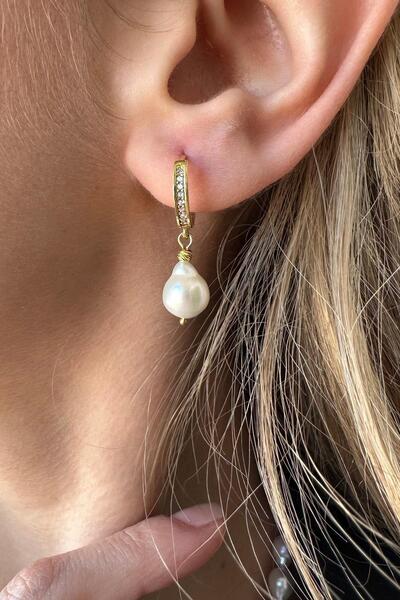 Birinci 925 Ayar Gümüş Zirkon Taşlı Doğal Damla İnci Küpe