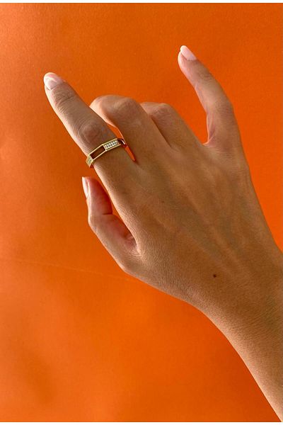 XUPING JEWELRY Xuping Rectangular Spaced Stone Numbered Ring 8