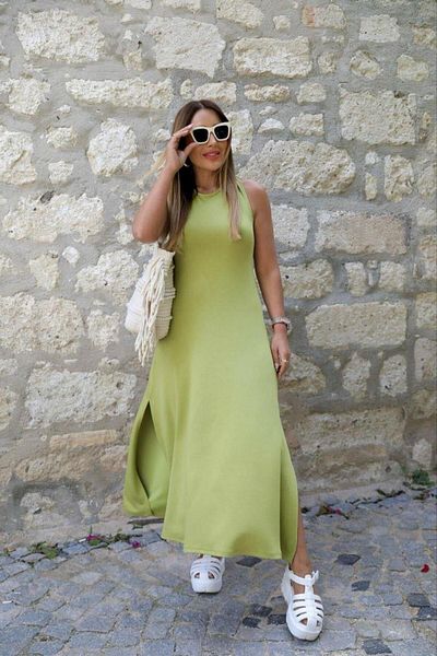 MADAME MELEK Rochie verde lungime maxi - cu fantă încrucișată pe spate