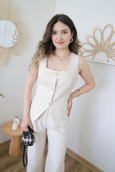 Nihanello Butik Gold düğme detaylı şık takım