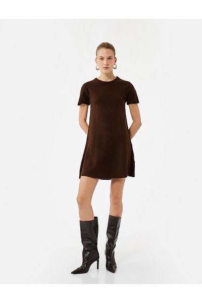 Koton Regular Fit Short Sleeve Crew Neck A-Line Mini Knitwear Dress