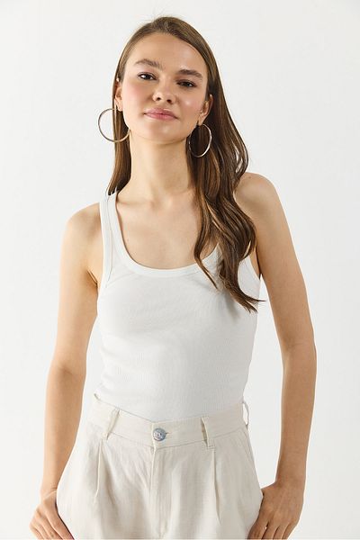 VENA Ribbed Thick Strap Top - Fildişi̇