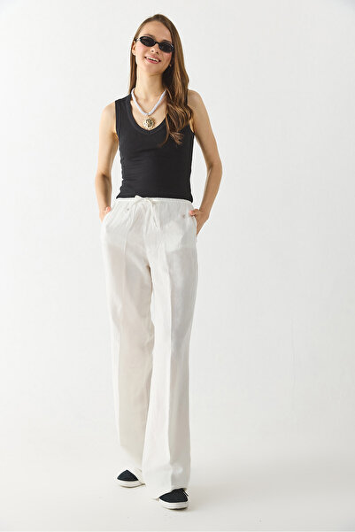 VENA Deep V-Neck Lycra Undershirt - Black