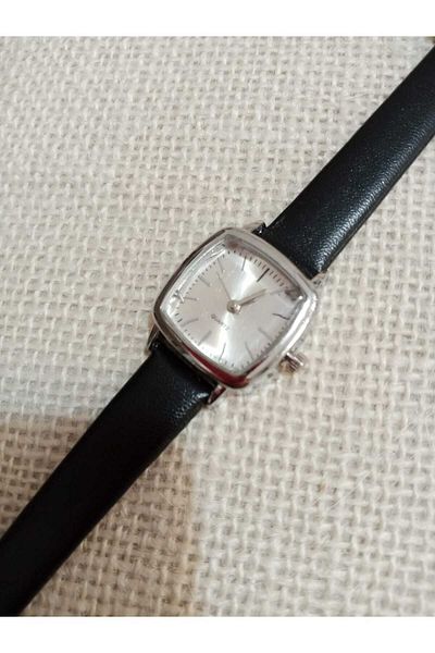 Brality Retro Oval Square Model.. Vintage Women's Wristwatch.. Silver Case.. White Dial.. Black Cord - 0034