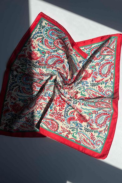 keisy Patterned Red Scarf