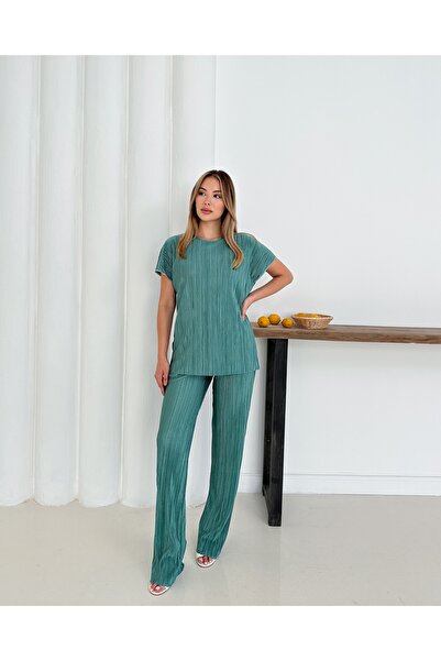 verabelle Women's Pleated Vibrant Green Casual Blouse Pocket Trousers Set