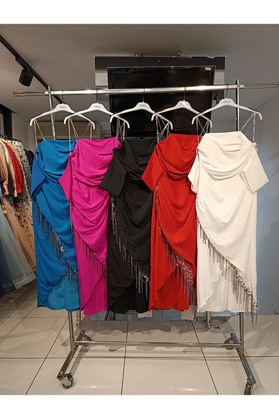 Robes Γυναικείο βραδινό φόρεμα με αποσπώμενο γιακά στράπλες με αλυσίδα και λεπτομέρεια με πέτρα