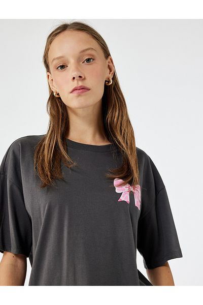 Koton Comfortable Fit Short Sleeve Cotton Crew Neck Bow Back Printed T-Shirt
