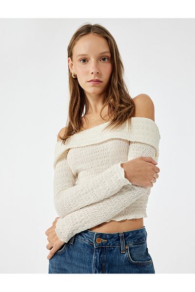 Koton Slim Fit Textured Off-The-Shoulder Long Sleeve T-Shirt