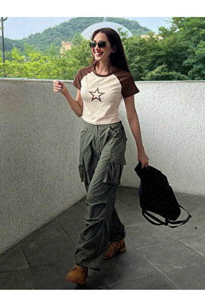 EVIus Tricou de damă cu imprimeu stea Y2K maro cu mâneci raglan detaliat bej