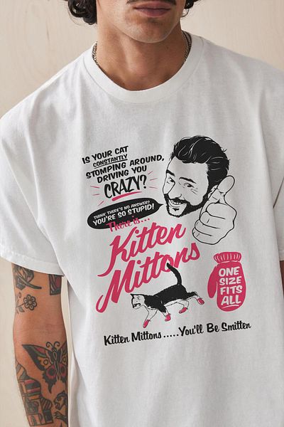 Tee&more. Unisex Oversize It's Always Sunny in Philadelphia Kitten Mittons Printed Premium T-Shirt