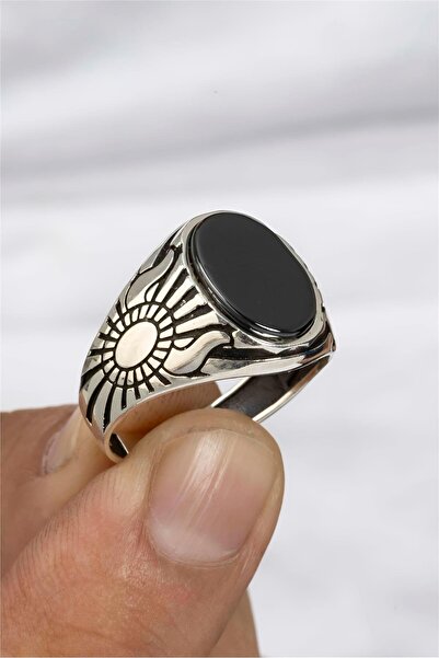 Silverplus Oniks Taşlı Güneş Motifli Oval Gümüş Serçe Parmak Erkek Yüzük