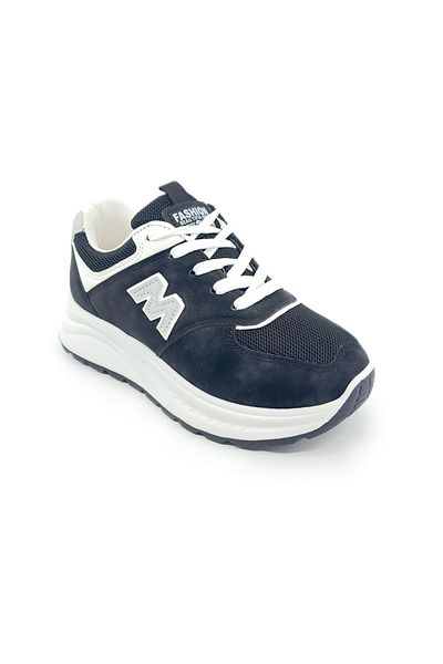 NiceLook Elegant black women's sports shoes