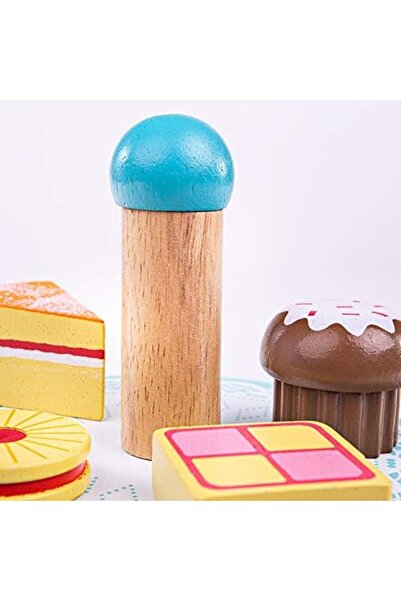 BIGJIGS Toys Wooden Cake Stand with 9 Wooden Play Food Cakes