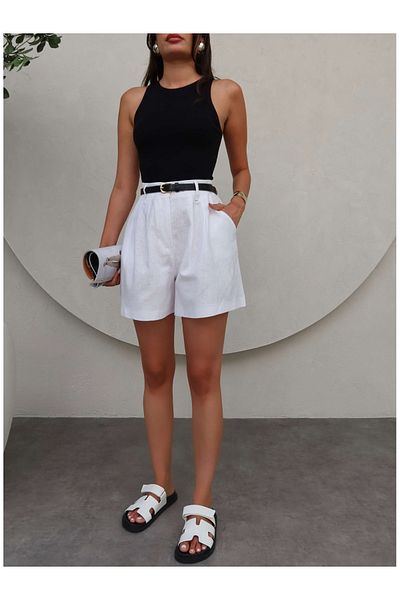 ESRAHELVACI Loose Cut Linen Shorts