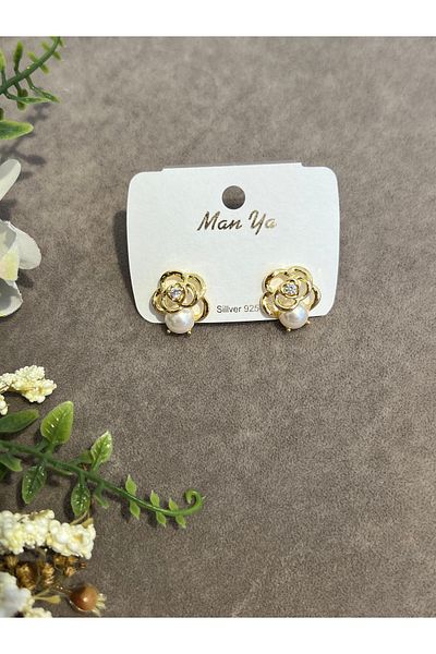 VİYA Gold Flower Motif Steel Earrings with Pearl Detail
