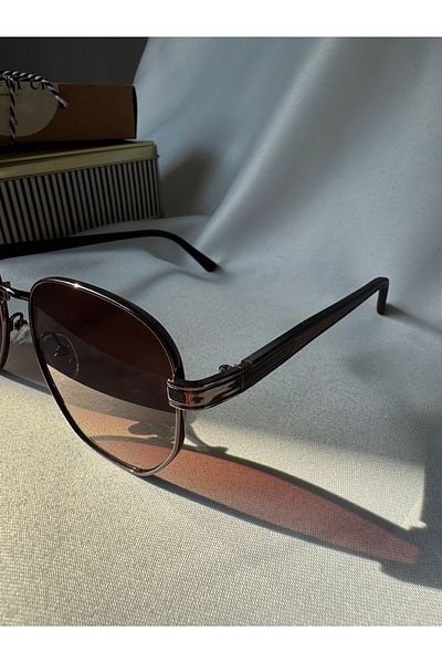 Petra Jeweils Noir Muse Brown Sunglasses