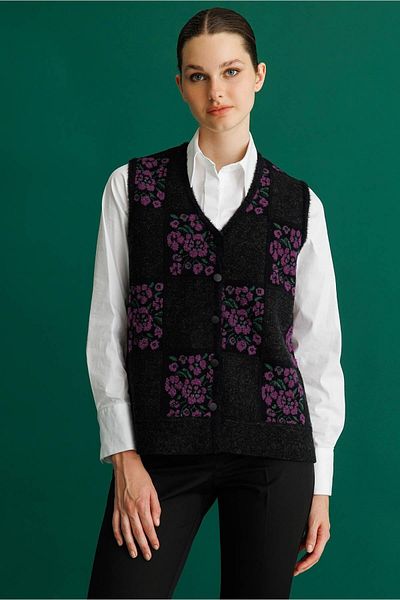 Desen Triko Women's Pıtırcık Floral Patchwork Felt Wool Vest Black_A.Purple
