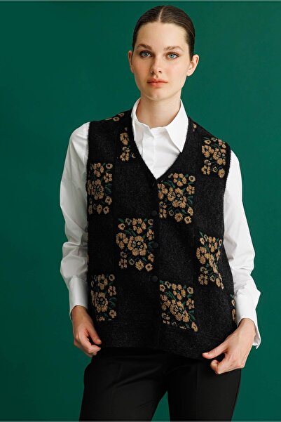 Desen Triko Women's Pıtırcık Floral Patchwork Felt Wool Vest Black_V.Camel