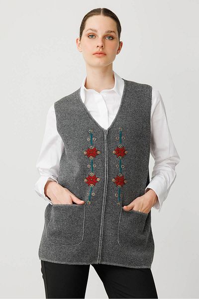 Desen Triko Women's V-Neck Embroidery Embroidered Short Wool Vest Smoked