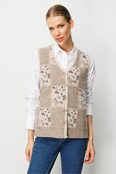 Desen Triko Women's Pıtırcık Floral Patchwork Felt Wool Vest Beige_Bone