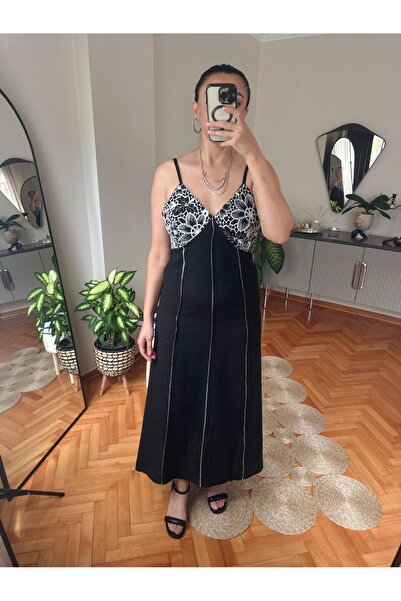MODA GÖĞÜS DETAYLI MİDİ ELBİSE
