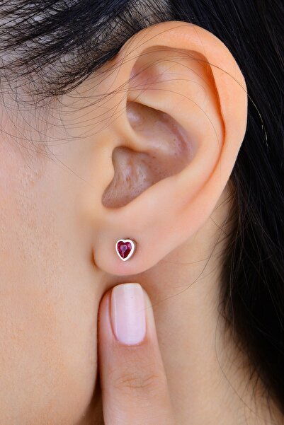 Söğütlü Silver Gümüş rodyumlu fuşya taşlı sıvama modeli kalp küpe SGTL12997FUSYA