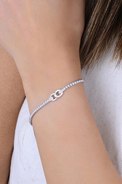 Söğütlü Silver Gümüş rodyumlu pırlanta modeli zirkon taşlı kenetlenmiş zerafe...