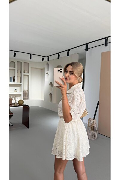 Sezgi Tekin Beli Lastikli Astar Detay Krem Dantel Şort