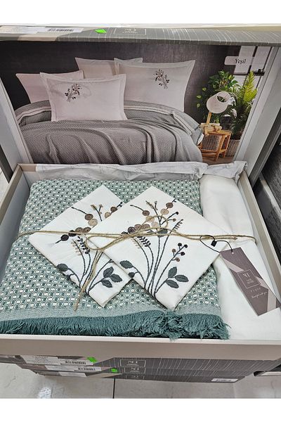 KÜBRAHOME'S Newhome Checkered Hand Embroidered 100% Cotton Pique Set Green