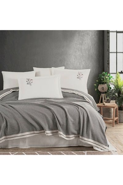 KÜBRAHOME'S Newhome Checkered Hand Embroidered 100% Cotton Pique Set Anthracite