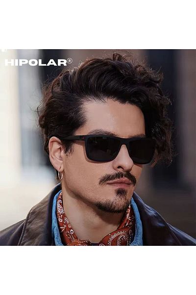 Hipolar Polarized Sunglasses, HIPOLAR®, Class 3, Black HD23 Mirror Lens UV400 with Shockproof Case