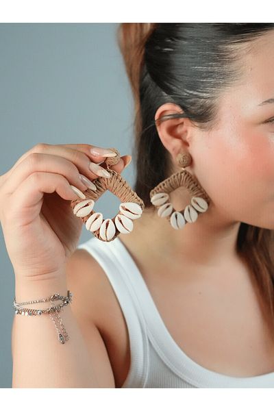 Sumen Butik Summer Seashell Dangle Earrings